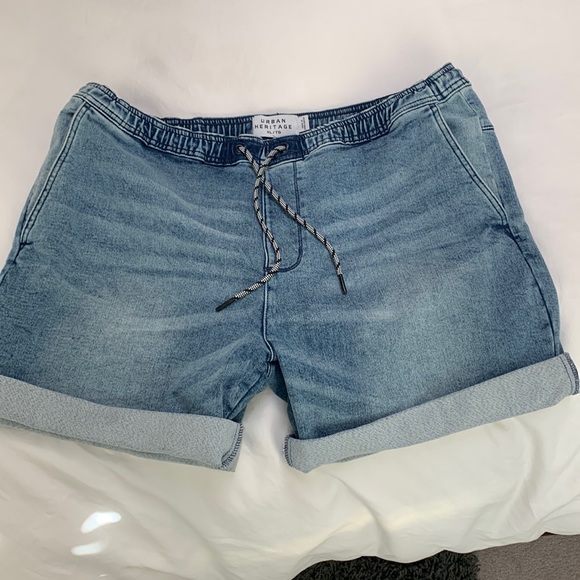 Urban Heritage Jean shorts - Picture 1 of 3